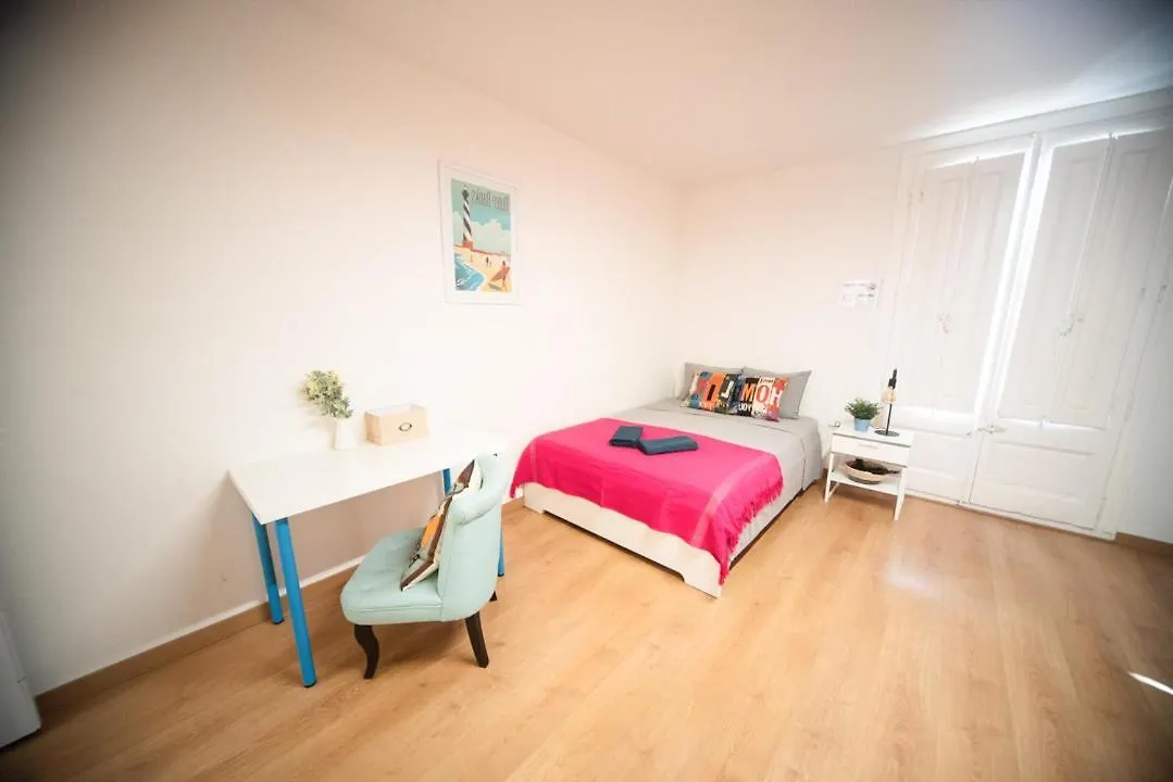 Private Rooms By Bcn Cathedral contacts