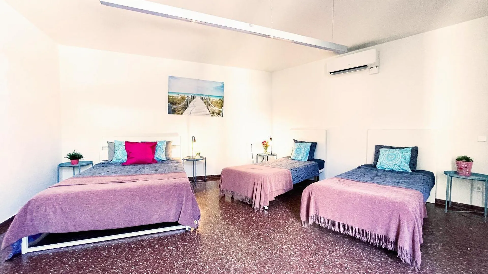 Private Rooms By Bcn Cathedral Barcelona