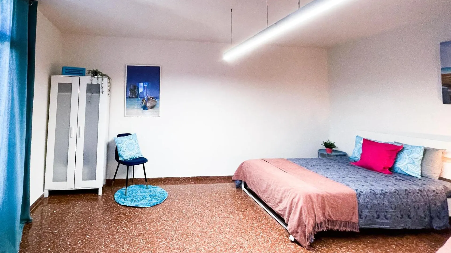 Hostel Private Rooms By Bcn Cathedral Barcelona