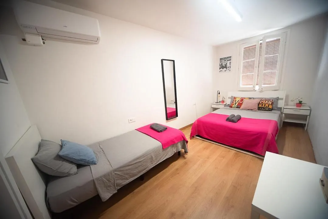 Private Rooms By Bcn Cathedral Barcellona Ostello